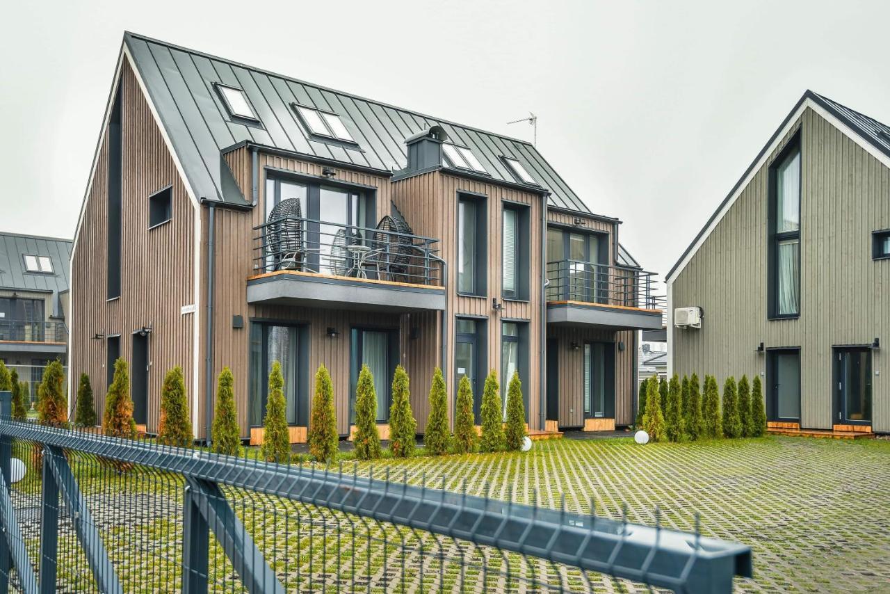 Cozy Vaivorykstes Apartment Palanga Exterior photo