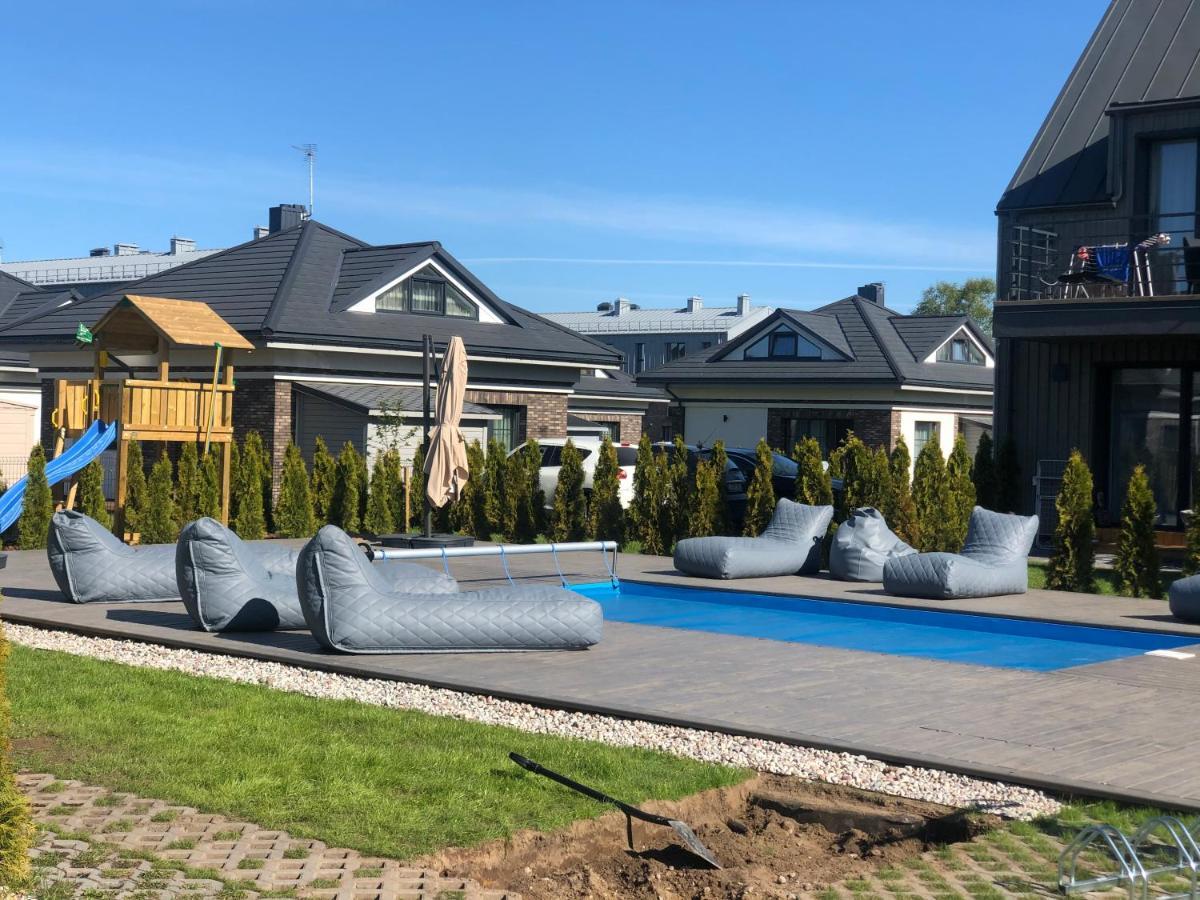 Cozy Vaivorykstes Apartment Palanga Exterior photo